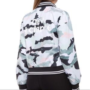 🆕 New Balance logo Stadium Jacket Black, white and gray camo